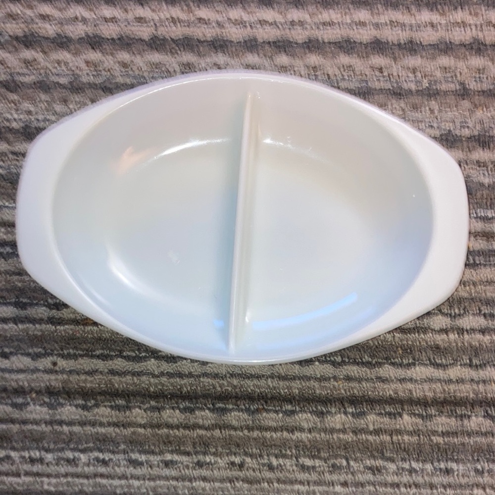 Vintage Pyrex double sided bowl